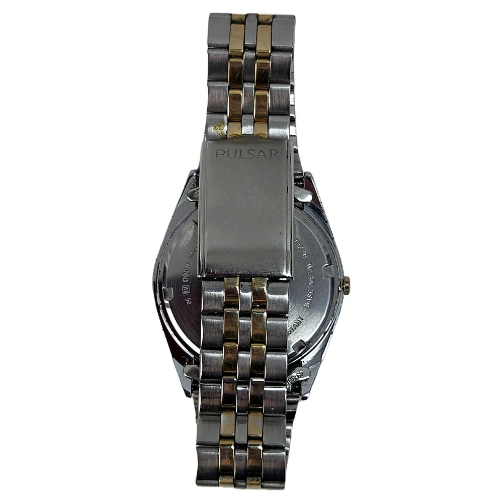 Pulsar Y148-8060 Two-Tone Quartz Watch Mens Gold Silver Casual Minimalist 35mm